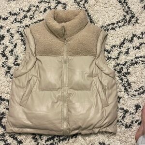 Great condition puffer vest